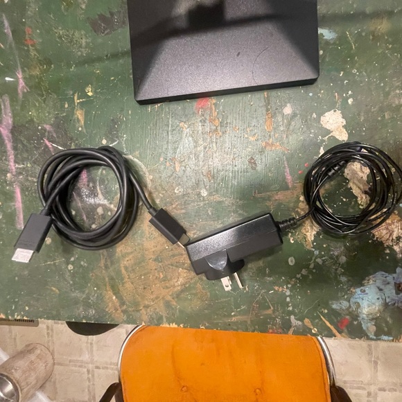 Full Set PC Custom PC Monitor Keyboard And Headset - Picture 2 of 15